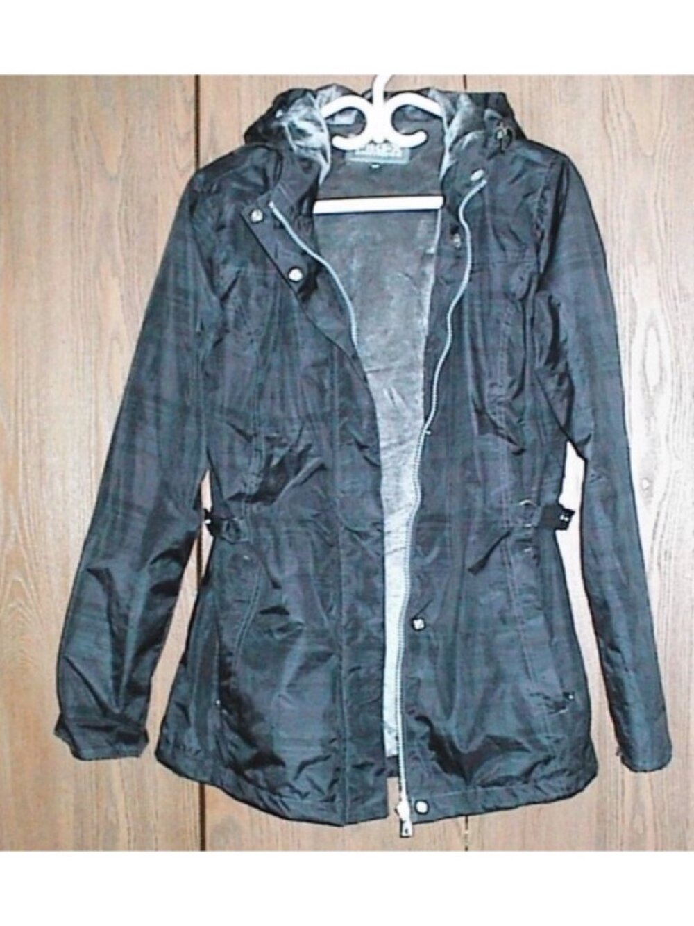 Women’s Black Hooded Anorak Jacket